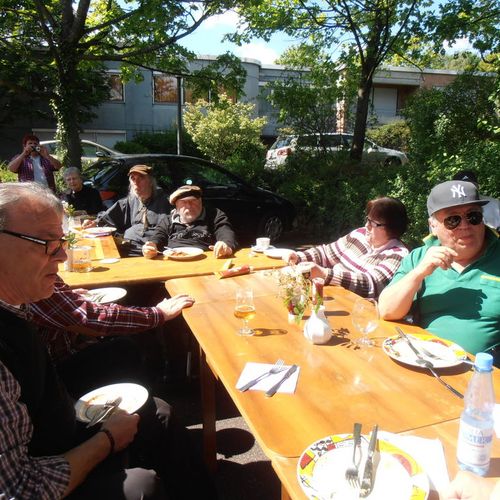 Grillen auf der Karlshöhe im Mai 2014