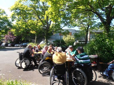 Grillen auf der Karlshöhe im Mai 2014
